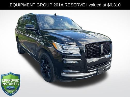Black Metallic 2024 Lincoln Navigator Reserve