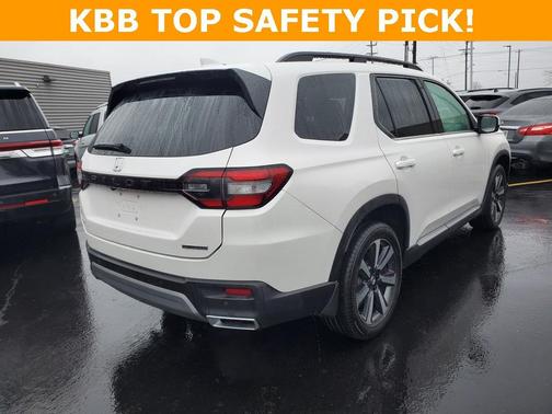 2023 Honda Pilot Touring