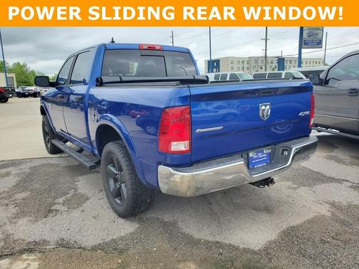 2016 RAM 1500 SLT
