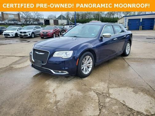 2017 Chrysler 300C Base