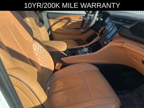 2024 Jeep Grand Cherokee Summit