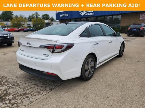 2017 Hyundai SONATA Hybrid Limited