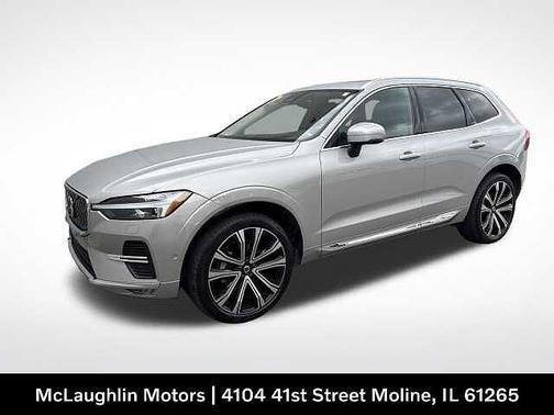 Silver Dawn 2023 Volvo XC60 B5 Ultimate Bright Theme