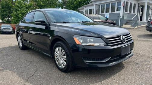 Black 2014 Volkswagen Passat 1.8T Auto S