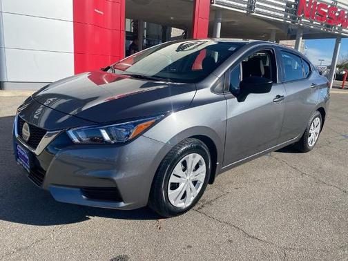 2022 Nissan Versa 1.6 S