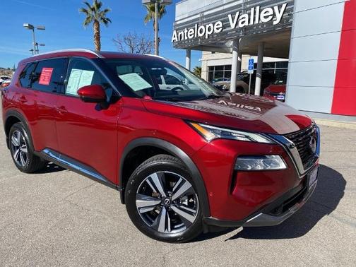 2023 Nissan Rogue SL