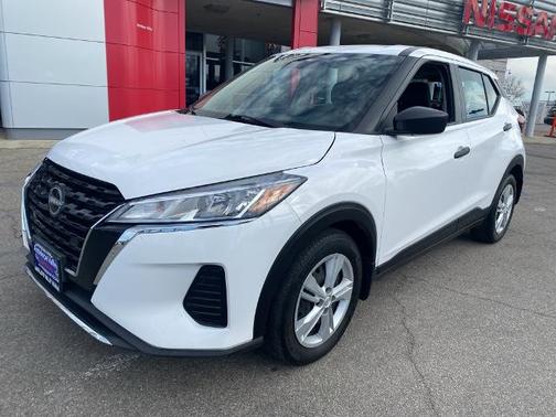 2023 Nissan Kicks S