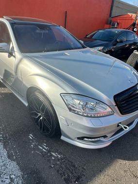 2012 Mercedes-Benz S-Class 4MATIC