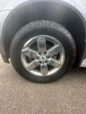 2014 Nissan Armada Platinum