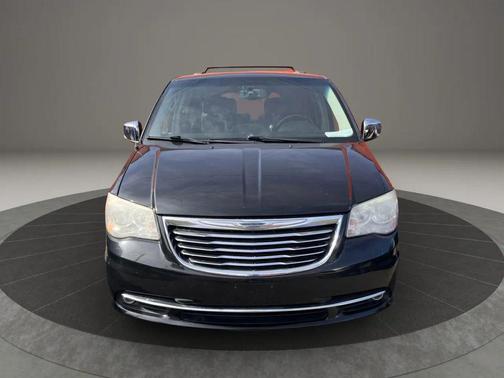 2014 Chrysler Town & Country Touring-L
