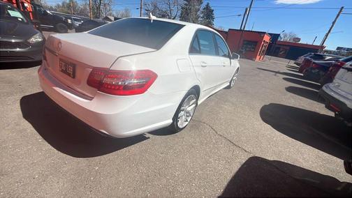 2011 Mercedes-Benz E-Class E 350 4MATIC Sedan 4D
