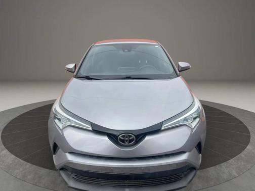 2018 Toyota C-HR XLE Sport Utility 4D