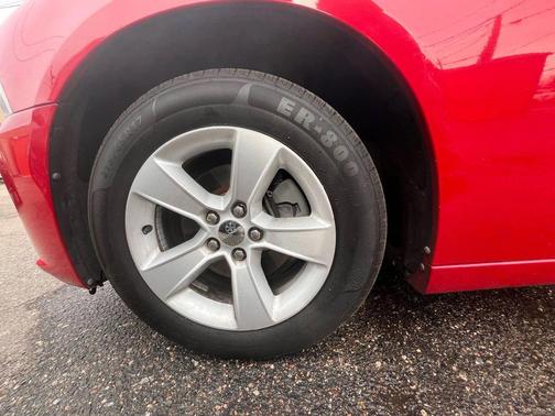 2013 Dodge Charger SXT