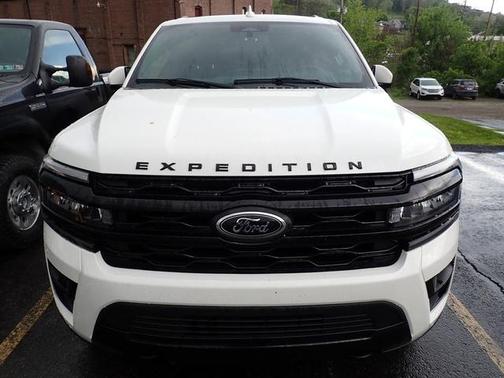 White 2023 Ford Expedition Max Limited