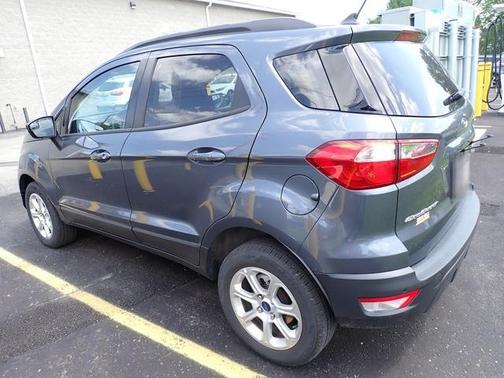 Smoke 2022 Ford EcoSport SE