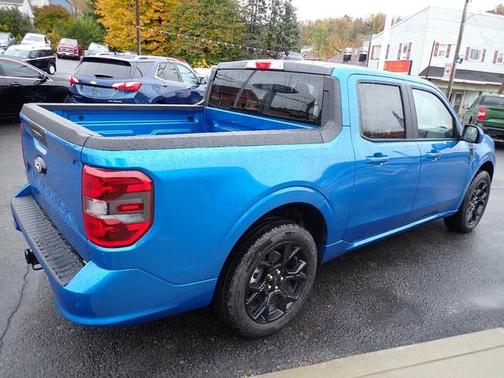 2025 Ford Maverick Lobo Standard