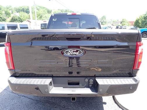 Agate Black 2026 Ford F-150 XLT