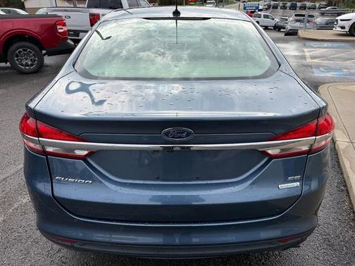 Blue 2018 Ford Fusion SE