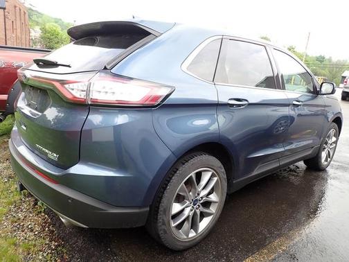 Blue 2018 Ford Edge Titanium