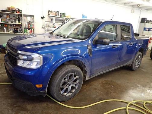 Atlas Blue 2023 Ford Maverick XLT