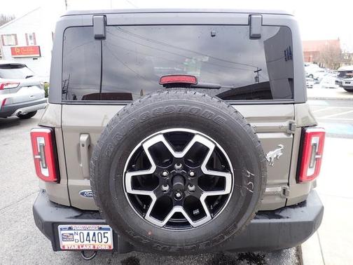 2025 Ford Bronco Outer Banks