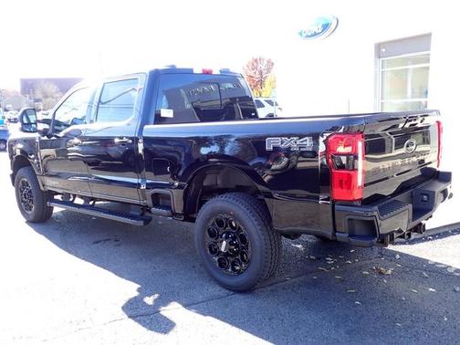 2026 Ford F-350 Lariat Super Duty