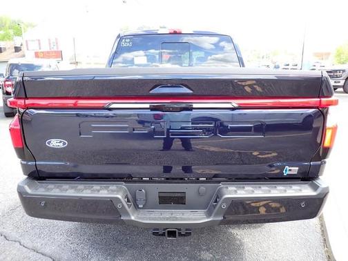 2025 Ford F-150 Lightning LARIAT