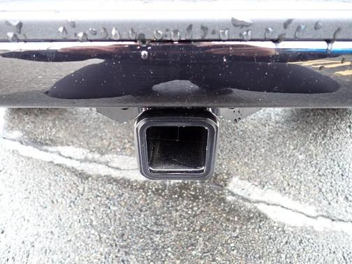 Agate Black 2026 Ford F-150 XLT