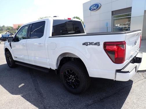 Oxford White 2026 Ford F-150 XLT
