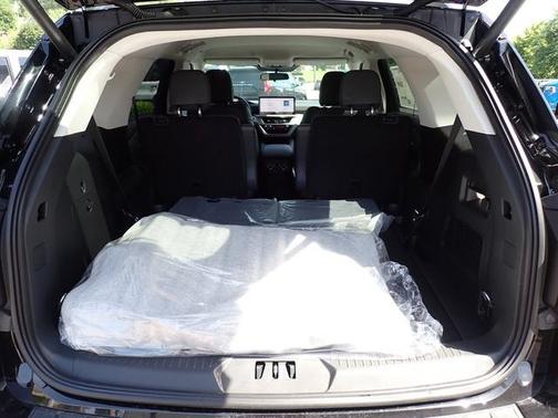 Agate Black 2026 Ford Explorer Active