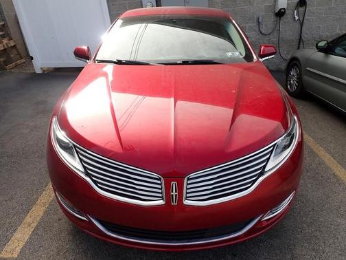 2016 Lincoln MKZ Base