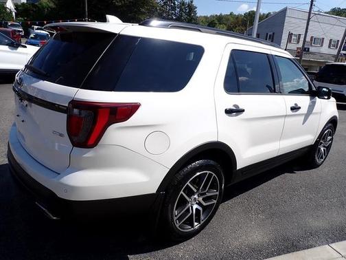 2017 Ford Explorer sport