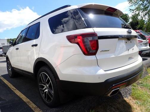 2017 Ford Explorer sport