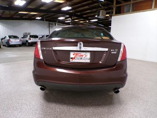 2010 Lincoln MKS Base