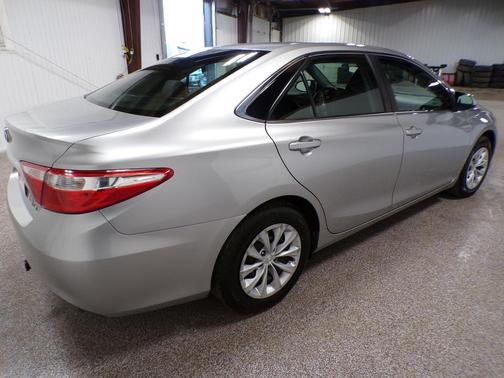 2015 Toyota Camry Hybrid LE