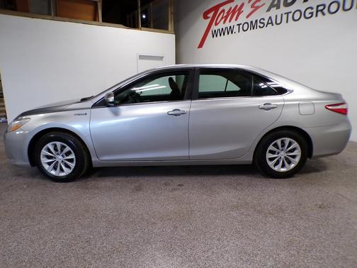 2015 Toyota Camry Hybrid LE