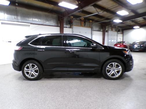 Tuxedo Black Metallic 2015 Ford Edge Titanium