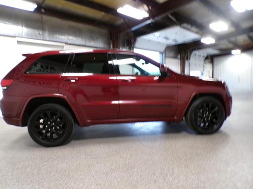 2017 Jeep Grand Cherokee Altitude