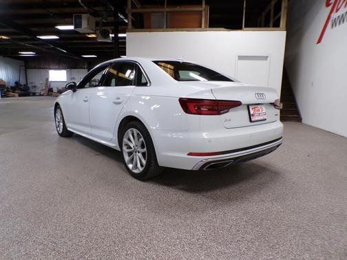 2019 Audi A4 2.0T Premium Plus