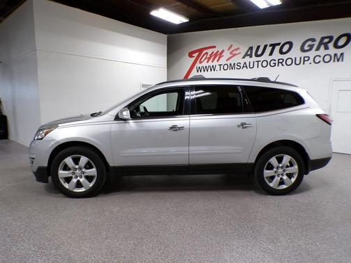 Silver Ice Metallic 2016 Chevrolet Traverse 1LT