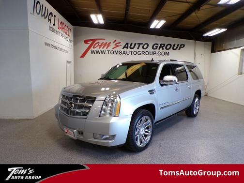 Silver Coast Metallic 2013 Cadillac Escalade ESV Platinum Edition
