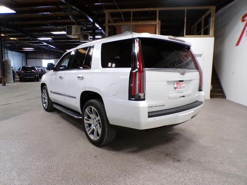 2018 Cadillac Escalade Premium Luxury