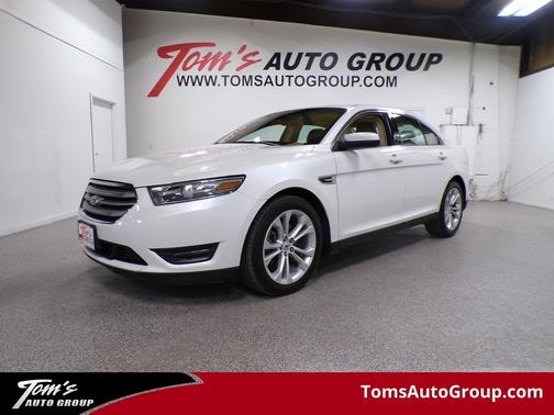 White Platinum Tri-Coat Metallic 2013 Ford Taurus SEL
