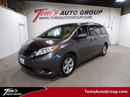 2012 Toyota Sienna LE