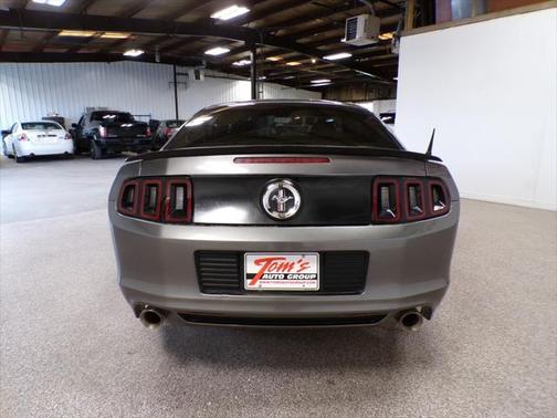 2014 Ford Mustang V6