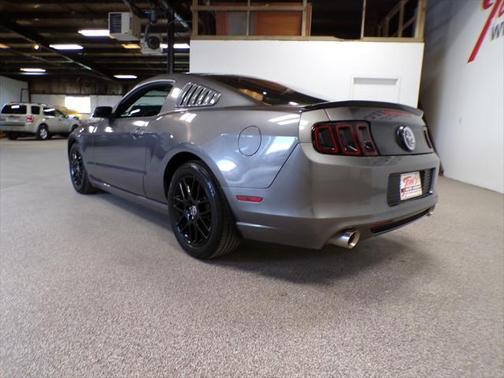 2014 Ford Mustang V6