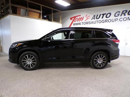 2018 Toyota Highlander SE