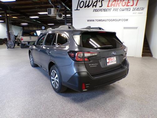 Magnetite Gray Metallic 2022 Subaru Outback Premium