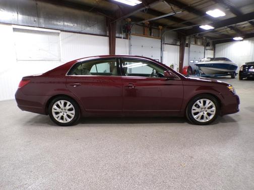 2009 Toyota Avalon XL