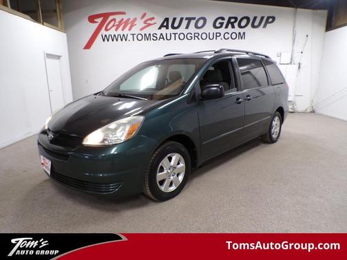 2004 Toyota Sienna LE
